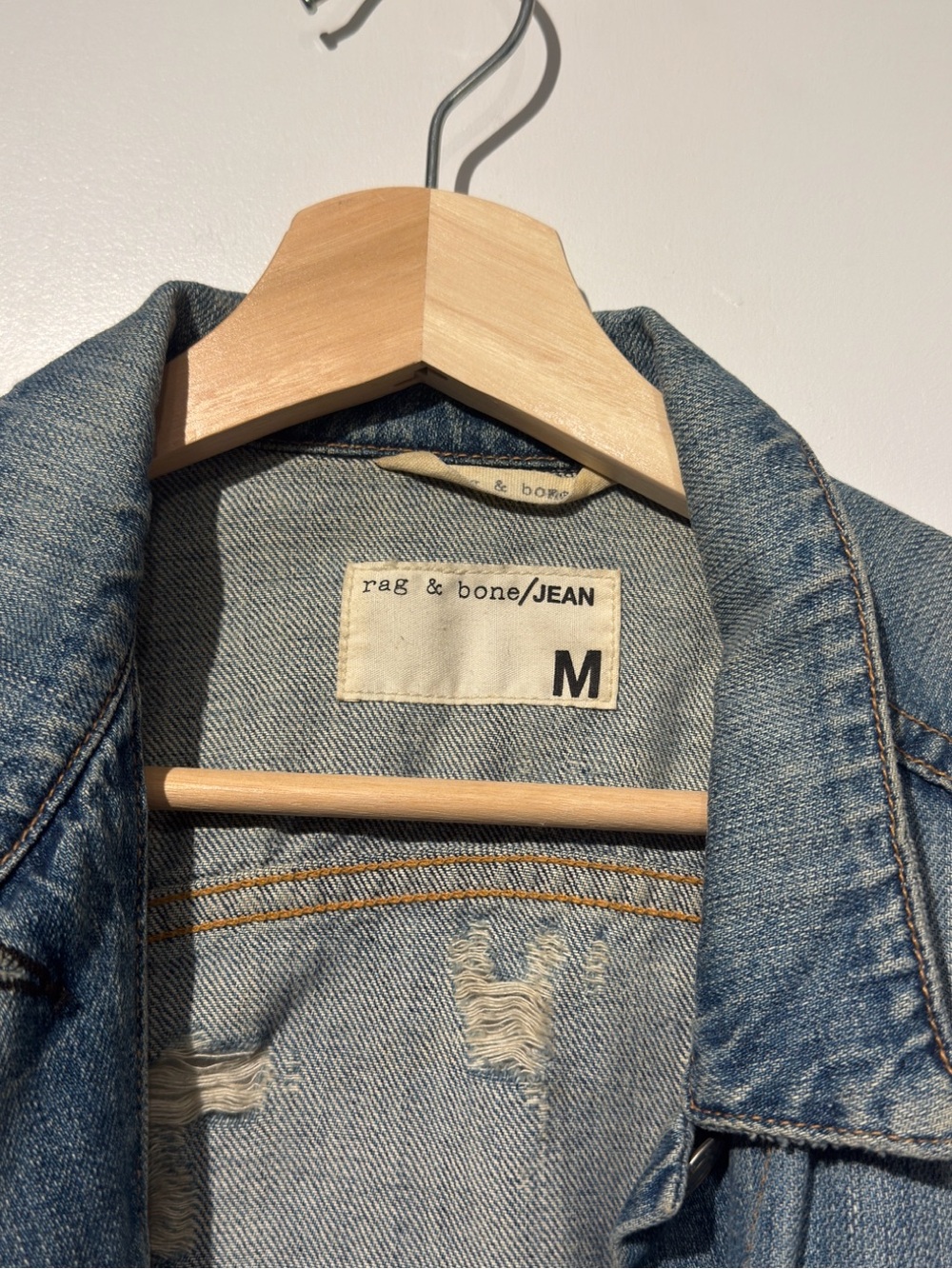 Rag & Bone Women's The Jean Jacket w/ Black Lamb Leather Sleeves M - Picture 7 of 7